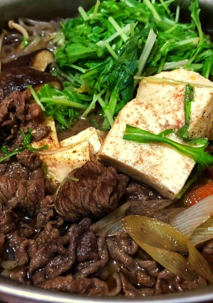 我が家のお正月の定番料理☆すき焼き♪-レシピのメイン写真