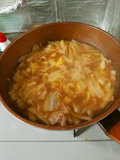 ヨウサマの減塩白菜とベーコンのスープ-レシピのメイン写真