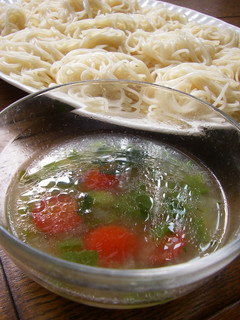 野菜も一緒に♪麺のつけ汁-レシピのメイン写真