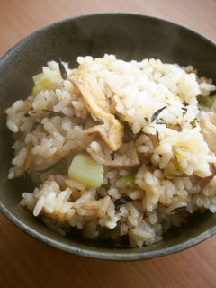 小松菜・ひじきの炊き込みご飯♪手軽に鉄分-レシピのメイン写真