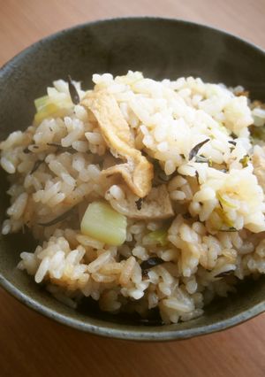 小松菜・ひじきの炊き込みご飯♪手軽に鉄分-レシピのメイン写真