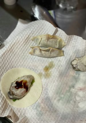 志麻さんの包むだけ絶品牡蠣餃子-レシピのメイン写真