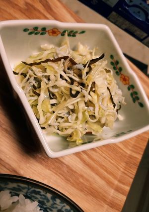 キャベツとしらすの塩こんぶサラダ-レシピのメイン写真