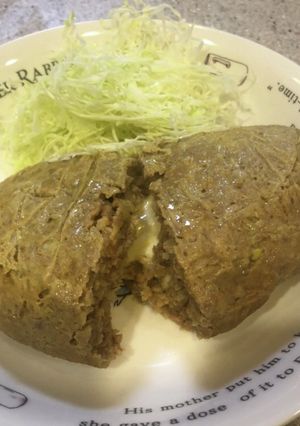 ポリ袋でつくるチーズinハンバーグ-レシピのメイン写真