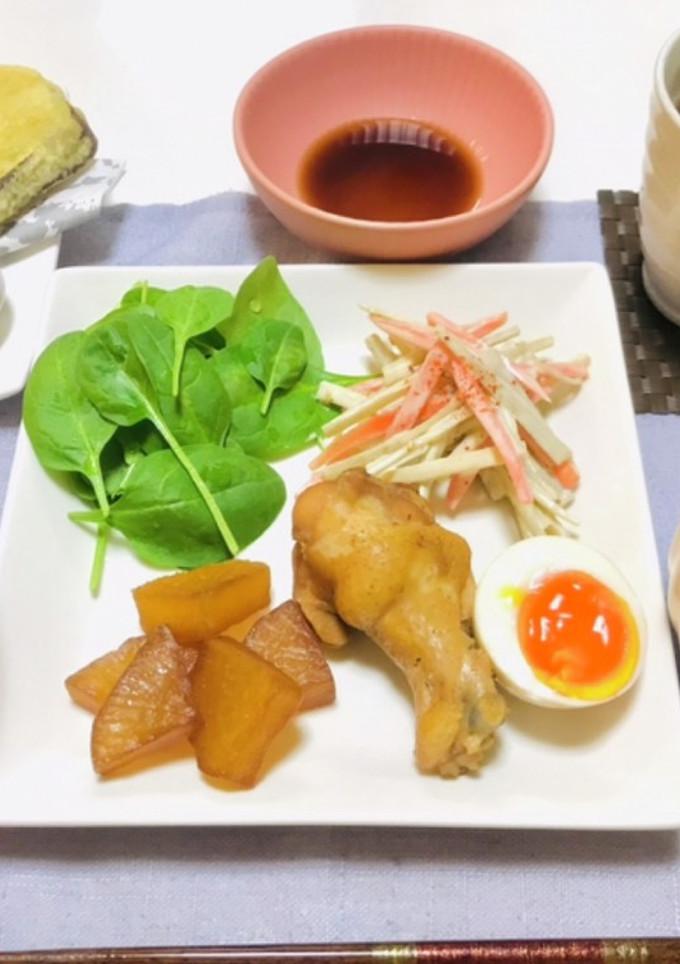 今日の夕飯メニュー・手羽元と大根の煮物-レシピのメイン写真
