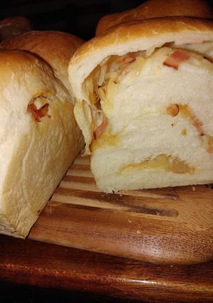 具はベーコンと玉ねぎで山型食パン-レシピのメイン写真