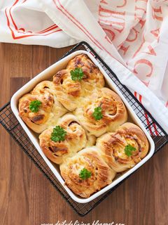 ハムとチーズパン-レシピのメイン写真