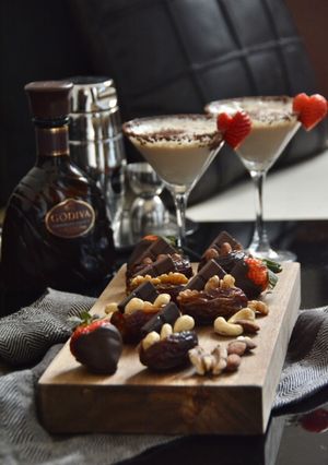 おうちBar♪スタッフドデーツとカクテル-レシピのメイン写真