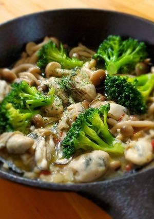 牡蠣のアヒージョ＊キャンプ飯にも-レシピのメイン写真