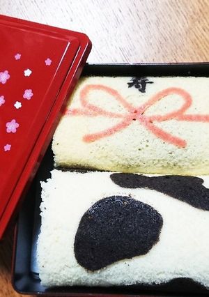 デコロールケーキ(正月風)-レシピのメイン写真