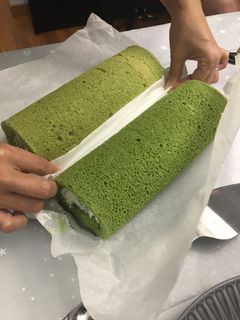 クロレラ入り抹茶で焼くロールケーキ-レシピのメイン写真