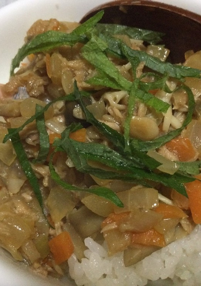 簡単　きのこと玉ねぎ炒めてシーチキン丼-レシピのメイン写真