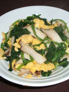 エリンギとほうれん草の炒め物-レシピのメイン写真