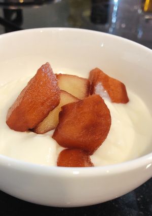 梨とリンゴのコンポート（赤ワイン煮）-レシピのメイン写真