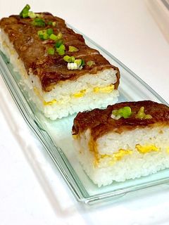 簡単!甘辛 すき焼き牛肉の押し寿司風-レシピのメイン写真