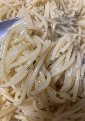休みの前の日限定 ニンニクたっぷりパスタ-レシピのメイン写真