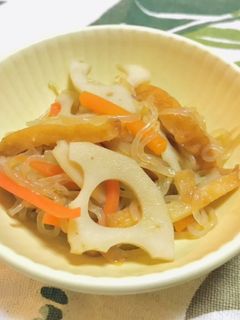 蓮根とさつま揚げと白滝と人参の煮物-レシピのメイン写真