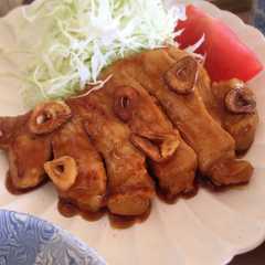 รูปของ 塩麹と豚丼のタレであっという間☆トンテキ