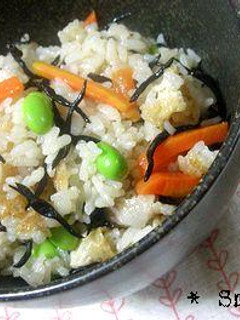 おこげが美味しい!ひじきの炊き込みご飯♪-レシピのメイン写真