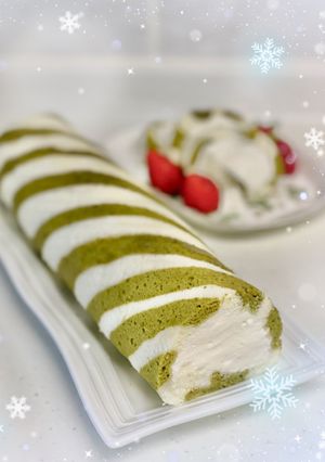 宇治抹茶シマシマのホワイトﾛｰﾙｹｰｷ-レシピのメイン写真