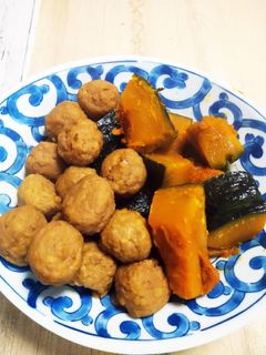 ✣かぼちゃと肉団子のホックリ煮-レシピのメイン写真