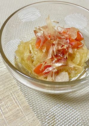 スライス玉ねぎの和風さっぱりサラダ*+-レシピのメイン写真