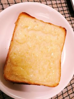 地味に旨いマヨトースト-レシピのメイン写真