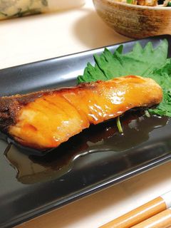 身がふわふわ!ぶりの照り焼き-レシピのメイン写真