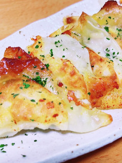 鶏肉と大葉とチーズの焼きワンタン-レシピのメイン写真
