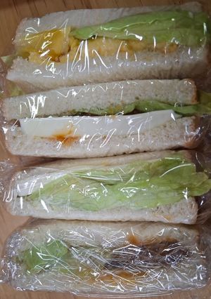 4枚切り食パンのサンドイッチ-レシピのメイン写真