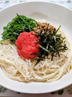 簡単ランチ!明太子納豆大葉のクリーム素麺-レシピのメイン写真
