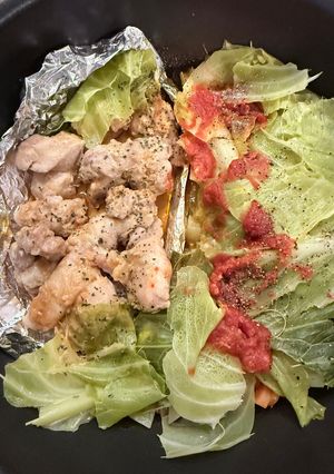 鶏胸肉の味噌ガリバタ蒸し煮|今日の夕飯-レシピのメイン写真