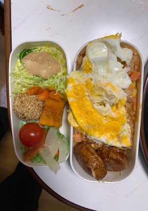 レンジ簡単ビーフシチュー味オムライス弁当-レシピのメイン写真