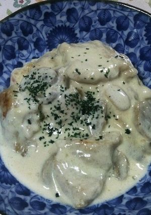 89　簡単　　鶏むね肉の生クリーム煮-レシピのメイン写真