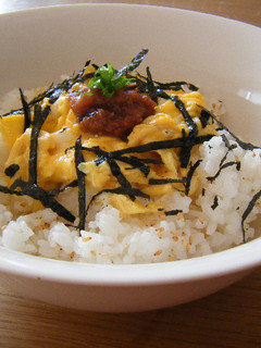 ★朝食にどうぞ★簡単梅玉丼-レシピのメイン写真