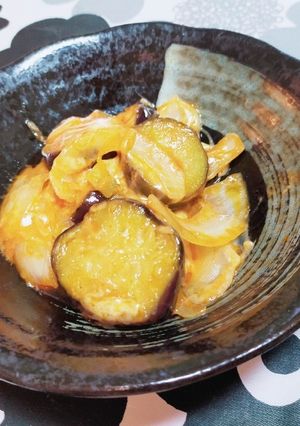 茄子と玉ねぎのケチャップチーズ炒め-レシピのメイン写真