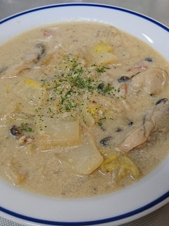 牡蠣と白菜ベーコンミルク煮-レシピのメイン写真