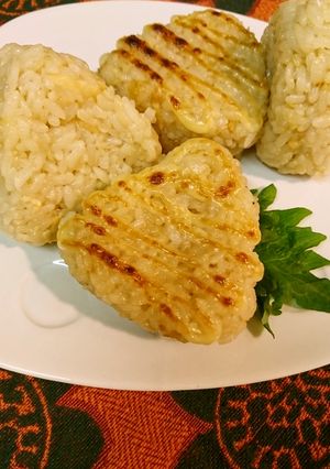 ガリとワサビの焼きおにぎり-レシピのメイン写真
