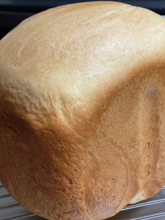 HBで、生クリームたっぷり食パン-レシピのメイン写真