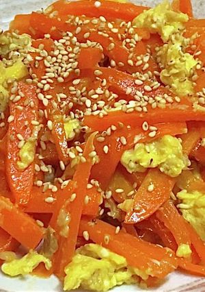 ハチミツ入れた人参しりしり タロの弁当-レシピのメイン写真