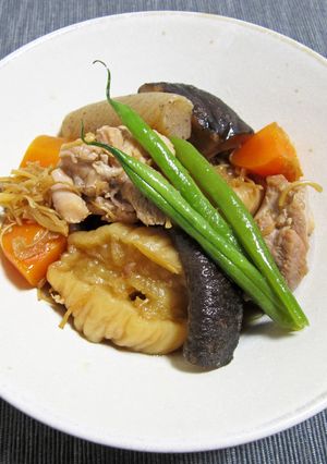 へそ大根、干し椎茸と鶏肉の煮物-レシピのメイン写真