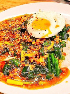 免疫力UP!やみつき悪魔の旨辛ニラ麻婆丼-レシピのメイン写真