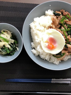 大根とほうれん草のサラダ(左)-レシピのメイン写真