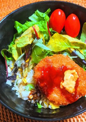 ヒレカツのせ炒飯-レシピのメイン写真