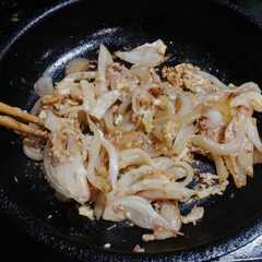 A picture of シーチキン新玉ねぎ玉子とじ(簡単).