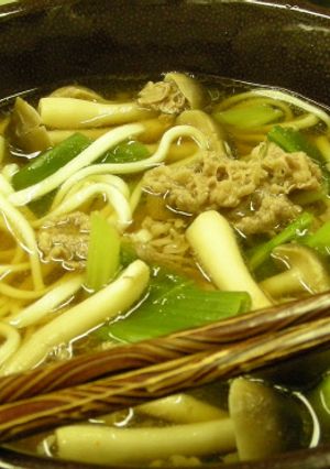 キノコと牛肉のうどん(200円ランチ)-レシピのメイン写真