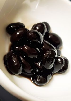 おばあちゃん直伝♪甘さ控えめ黒豆煮-レシピのメイン写真