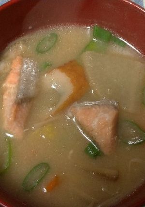 鮭と豚肉入り粕汁☆-レシピのメイン写真