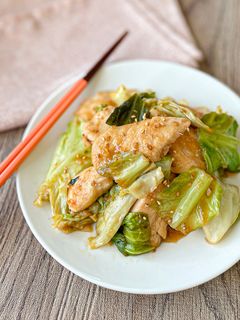 鶏むね肉とキャベツの手羽先風甘辛炒め-レシピのメイン写真