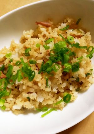 余った塩辛で！濃厚で美味しい塩辛炒飯-レシピのメイン写真
